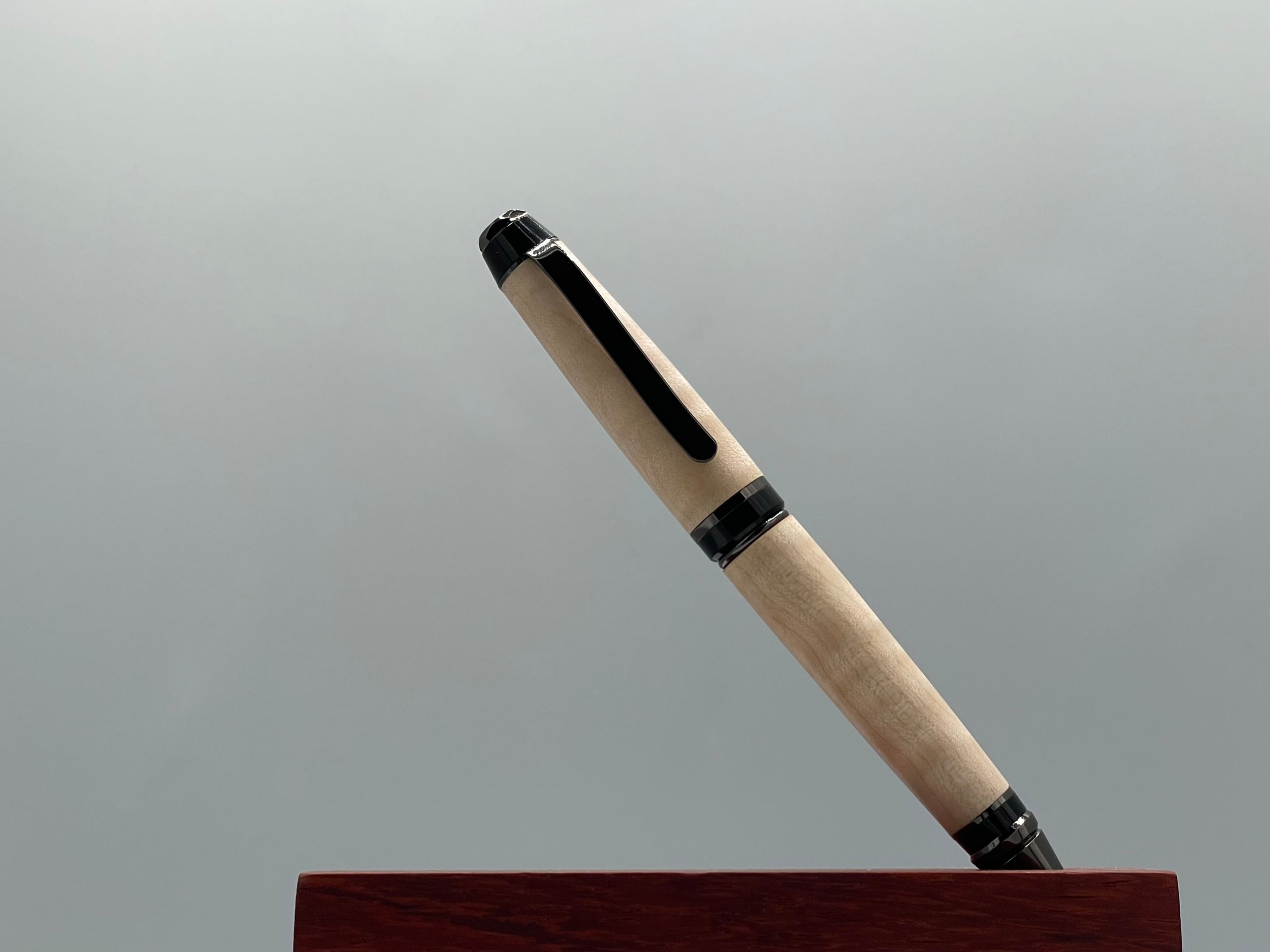 Cigar outlet Pen